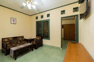 TV/Unterhaltungsangebot in der Unterkunft Urbanview Hotel Griya Astoeti 2 Cisarua Puncak