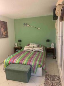 Posteľ alebo postele v izbe v ubytovaní Appartement Vintage 90 m2 DUPLEX classé