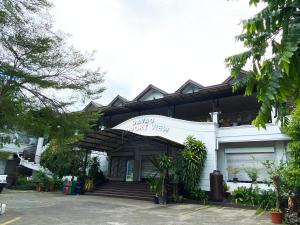 Zahrada ubytování Davao Airport View Hotel