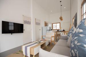 Et tv og/eller underholdning på Villa Sunrise Garden A180