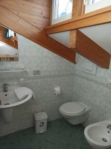 Koupelna v ubytování Villa San Carlo + 18 fotografií