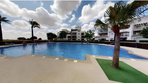 Basen w obiekcie Luxury 2 bed Penthouse on Golf Course Murcia lub w pobliżu