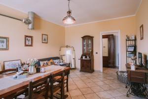 A seating area at Pet and Breakfast Pet Friendly Country House