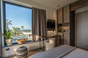 A kitchen or kitchenette at Insulae Resort