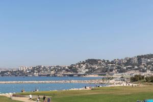 Fotografia z galérie ubytovania LES PIEDS DANS L'EAU VUE EXCEPTIONNELLE SUR LA MER v destinácii Marseille