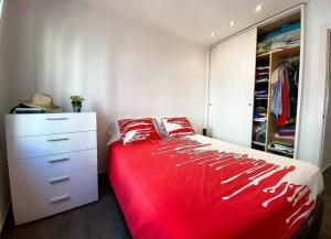 Postel nebo postele na pokoji v ubytování Apartamento exclusivo en primera línea de mar