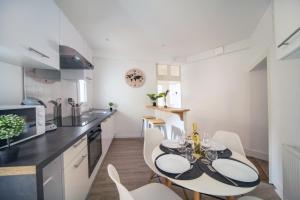 Zdjęcie z galerii obiektu Appartement L'Hyper-Centre Bressan w mieście Bourg-en-Bresse