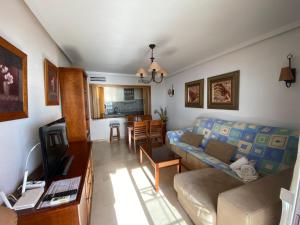 TV a/nebo společenská místnost v ubytování Panoramic Penthouse