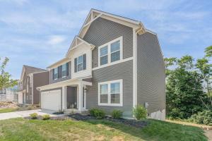 a large house with at 1344 soaring way NEW Cheerful 5 bedroom home in quiet suburban area in Maineville