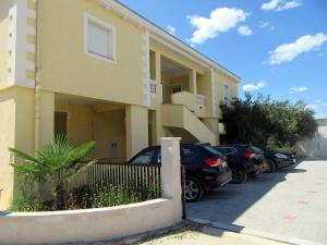 Zdjęcie z galerii obiektu Villa Kata apartments w mieście Zadar