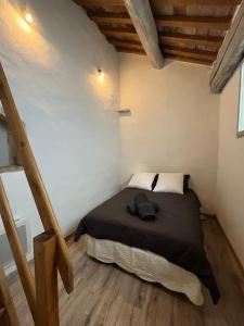 Posteľ alebo postele v izbe v ubytovaní "L'Estrine" Centre Saint-Rémy-de-Provence