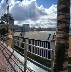 Fotografia z galérie ubytovania Las Canteras La Naval Beach v destinácii Las Palmas de Gran Canaria