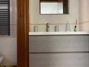 A bathroom at Room Mazzini