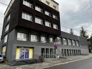 Budova, v ktorej sa apartmán nachádza