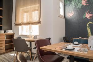 A seating area at I Bannisti