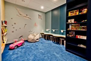 Łóżko lub łóżka w pokoju w obiekcie BlueApart Apartamenty Hotelowe Nexo II