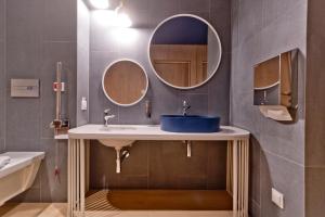 Łazienka w obiekcie BlueApart Apartamenty Hotelowe Nexo II