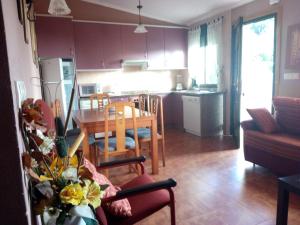 Kuchnia lub aneks kuchenny w obiekcie Vilaseca 49 Ardan Marín Pontevedra