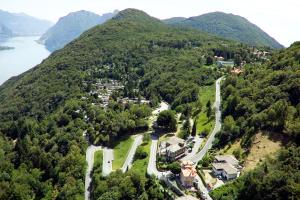 an aerial view of a village on a mountain at Hotel Mirabeau in Bellagio