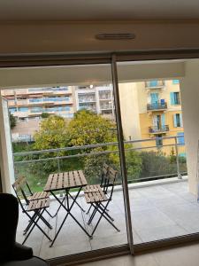 Balkon lub taras w obiekcie Monaco Grand Prix Nouveau