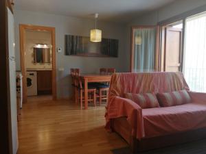 Posezení v ubytování Apartamento Erta 1 a 8km de la estación de esquí