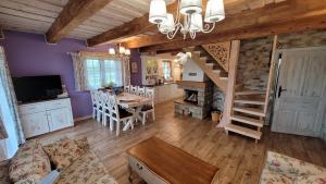 Η κουζίνα ή μικρή κουζίνα στο Odludomki