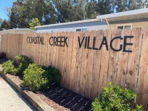 Foto dalla galleria di The BEST Tiny Home Loft and Private Yard a San Luis Obispo