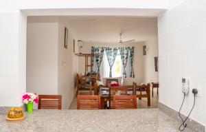 Posezení v ubytování Flamingo Naks Suite (Malindi's Hidden Gem)