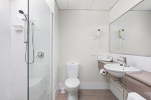 Bagno di Western Gateway Motel and Apartments