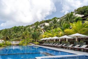 Bazén v ubytování Sea Sense Resort nebo v jeho okolí