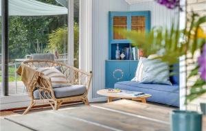 Χώρος καθιστικού στο 2 Bedroom Lovely Home In Liseleje