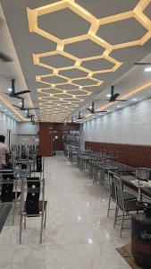 Restaurace v ubytování HOTEL DIVINE RAMESHWARAM