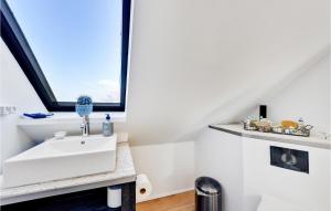 Fotografie z fotogalerie ubytování Nice Apartment In Ringkøbing With Wifi v destinaci Ringkobing