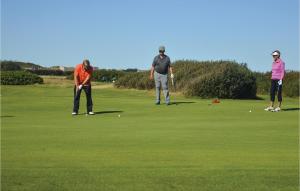 Golf v apartmánu nebo okolí