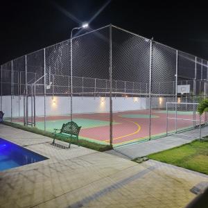 Tenis a/nebo squash v ubytování Torre Real IV , Building 3 nebo okolí