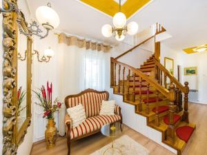 Ein Sitzbereich in der Unterkunft Villa Beauty Luxury Vodice