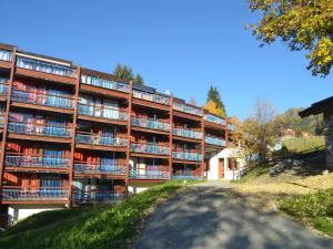 Budynek, w którym mieści się apartament