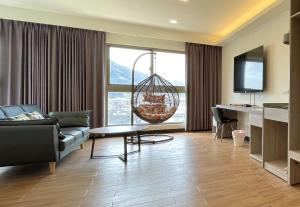 TV a/nebo společenská místnost v ubytování Long Fu Hotel