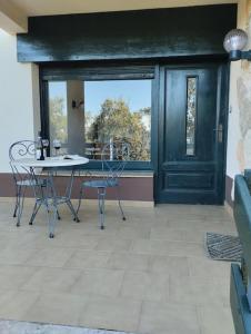 A balcony or terrace at Casa adossada de camp prop de la Costa Brava