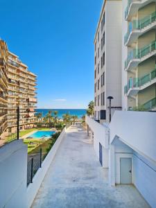 Gallery image of Beachfront Luxury Apartments by NRAS in Arenales del Sol