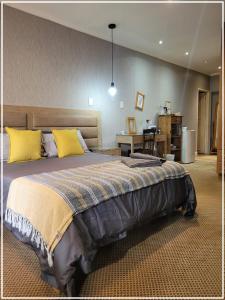 Φωτογραφία από το άλμπουμ του Soos Bed & Breakfast σε Summerstrand
