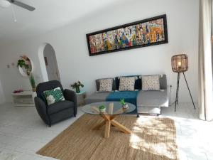 Zdjęcie z galerii obiektu Playa Mijas w mieście Mijas