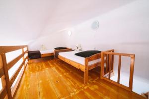 Fotografia z galérie ubytovania Studio Apartment in Duce with Sea View, Terrace, Air Conditioning, WiFi 4167-6 v destinácii Duće