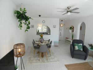 Zdjęcie z galerii obiektu Playa Mijas w mieście Mijas