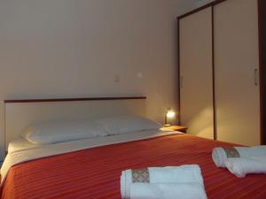 Posteľ alebo postele v izbe v ubytovaní Apartment in Dramalj with sea view, balcony, air conditioning, WiFi 4623-9 + 34 fotografií