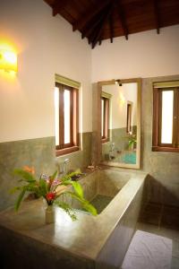 Fotografie z fotogalerie ubytování Kingfisher Bamboo Garden Villa v destinaci Unawatuna