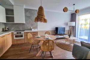 Kuchyň nebo kuchyňský kout v ubytování Luksusowy Apartament Niechorze 122