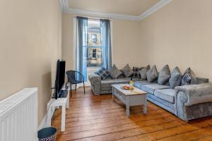 Zona de estar de Edinburgh City Centre Jasmine Apartment -SLEEPS 7