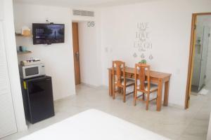Köök või kööginurk majutusasutuses Estudio 2a sobre la playa, piscina, gimnasio, excelente opcion
