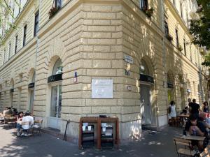 Budova, v ktorej sa apartmán nachádza